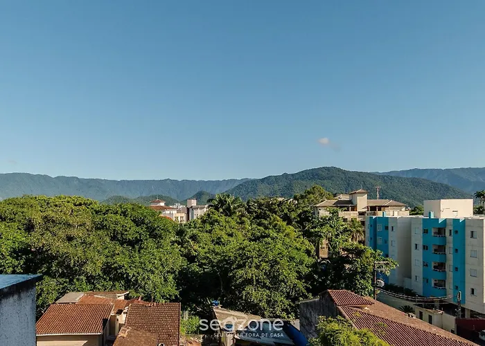 RJI - Apartamentos próximos da praia de Itaguá